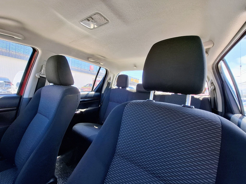 Toyota Hilux Hilux Dc 4x4 2.4 D Dx Mt año 2024