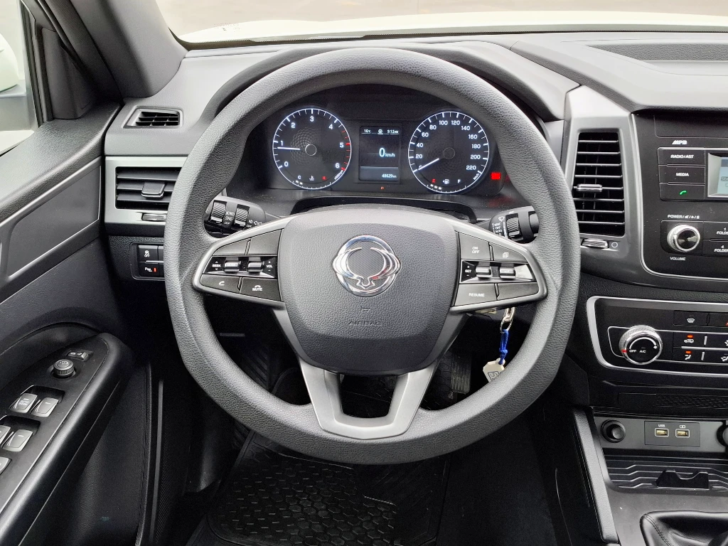 Ssangyong Grand Musso Grand Musso 2.2 4x2 Mt Full-Ql612 año 2023