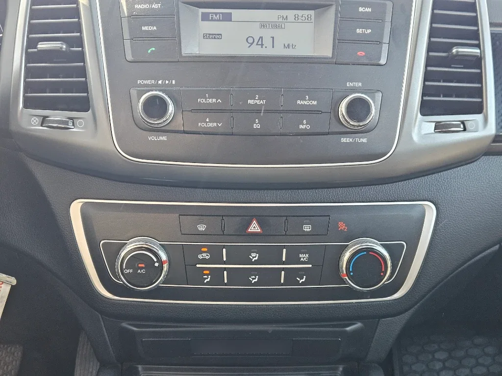 Ssangyong Grand Musso 2.2 4x2 Mt Full-Ql610 año 2023