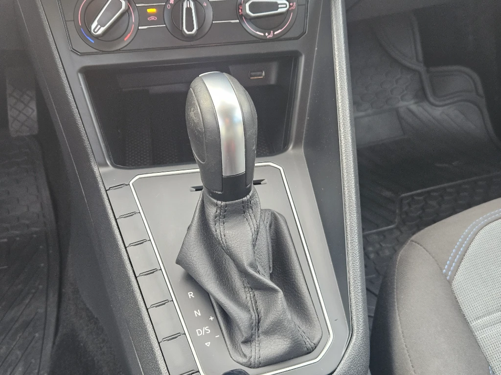 Volkswagen Nivus Tsi At Comfortline año 2023