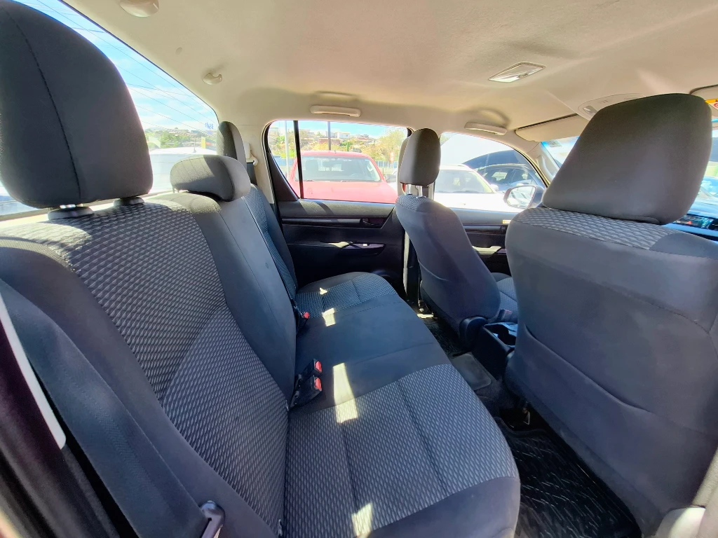 Toyota Hilux Hilux Dc 4x4 2.4 D Dx Mt año 2024