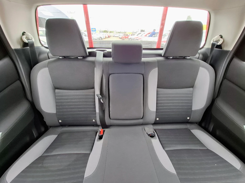 Nissan Navara Navara Dc 4x4 2.3 Tdi Se año 2023
