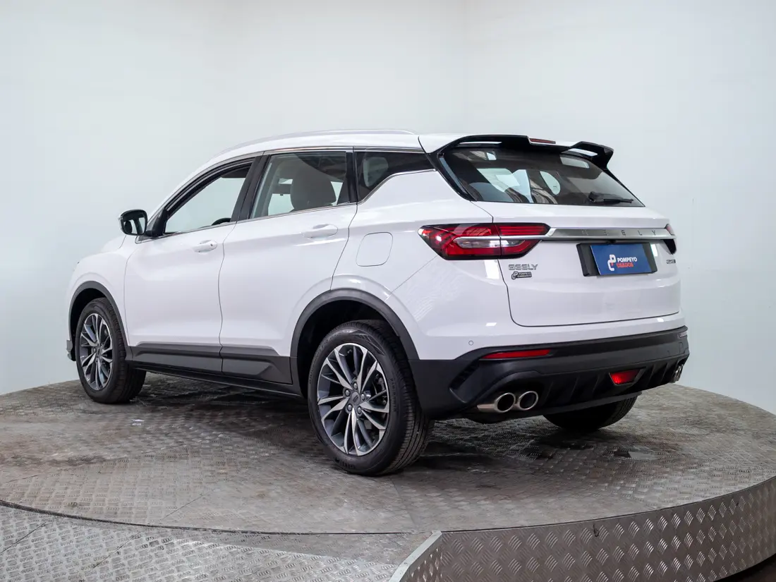 Geely Coolray 1.5 Exclusive 7dct At año 2022