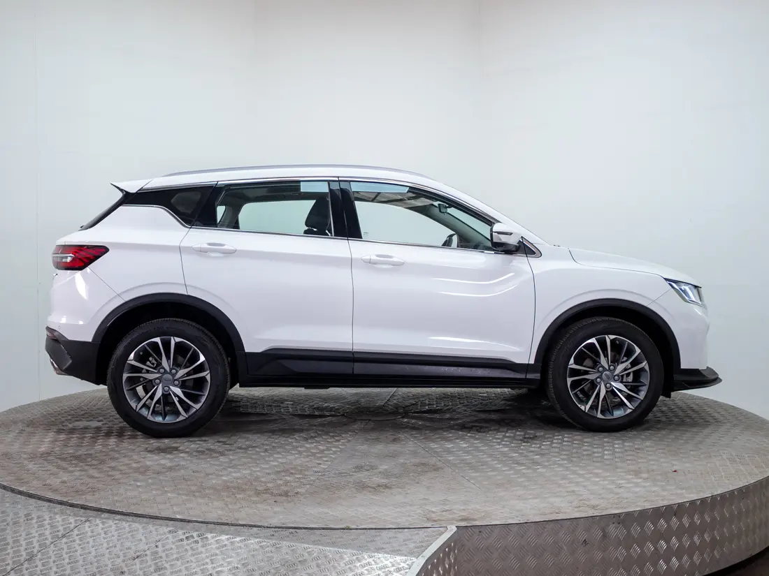 Geely Coolray 1.5 Exclusive 7dct At año 2022