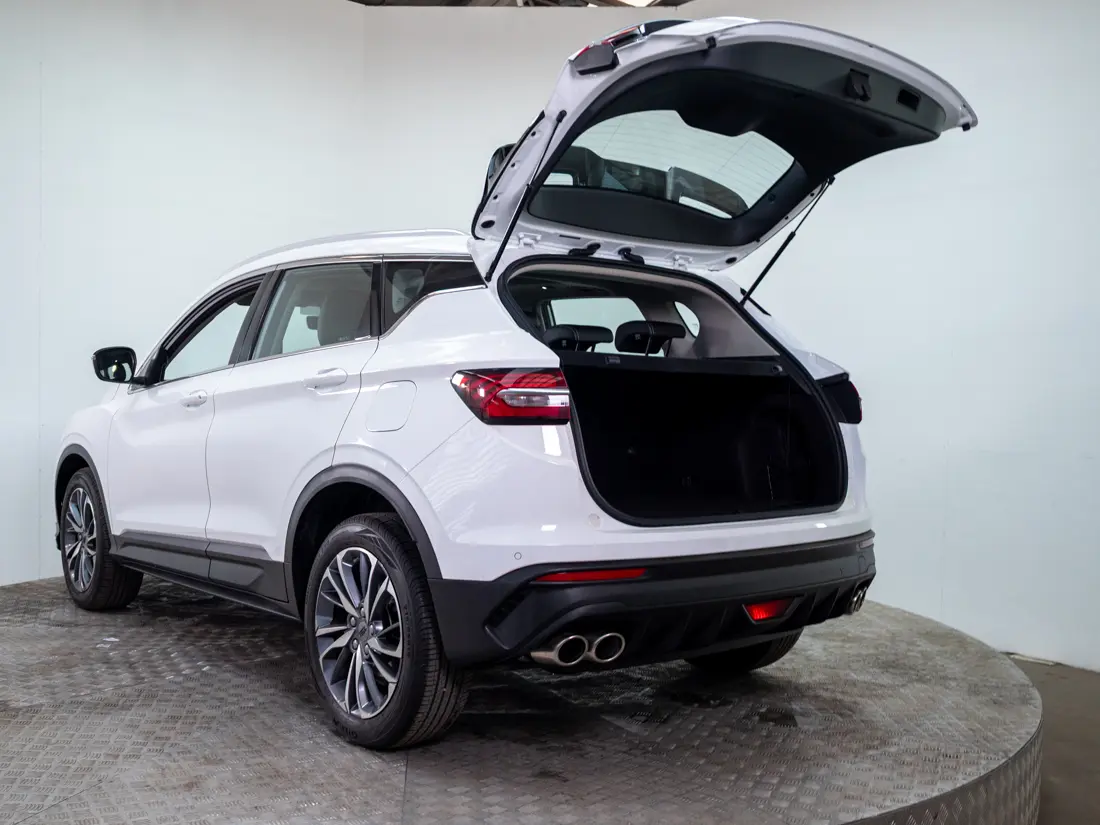 Geely Coolray 1.5 Exclusive 7dct At año 2022