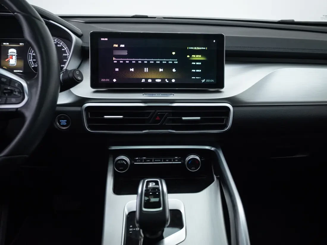 Geely Coolray 1.5 Exclusive 7dct At año 2022