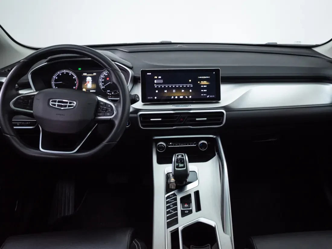 Geely Coolray 1.5 Exclusive 7dct At año 2022