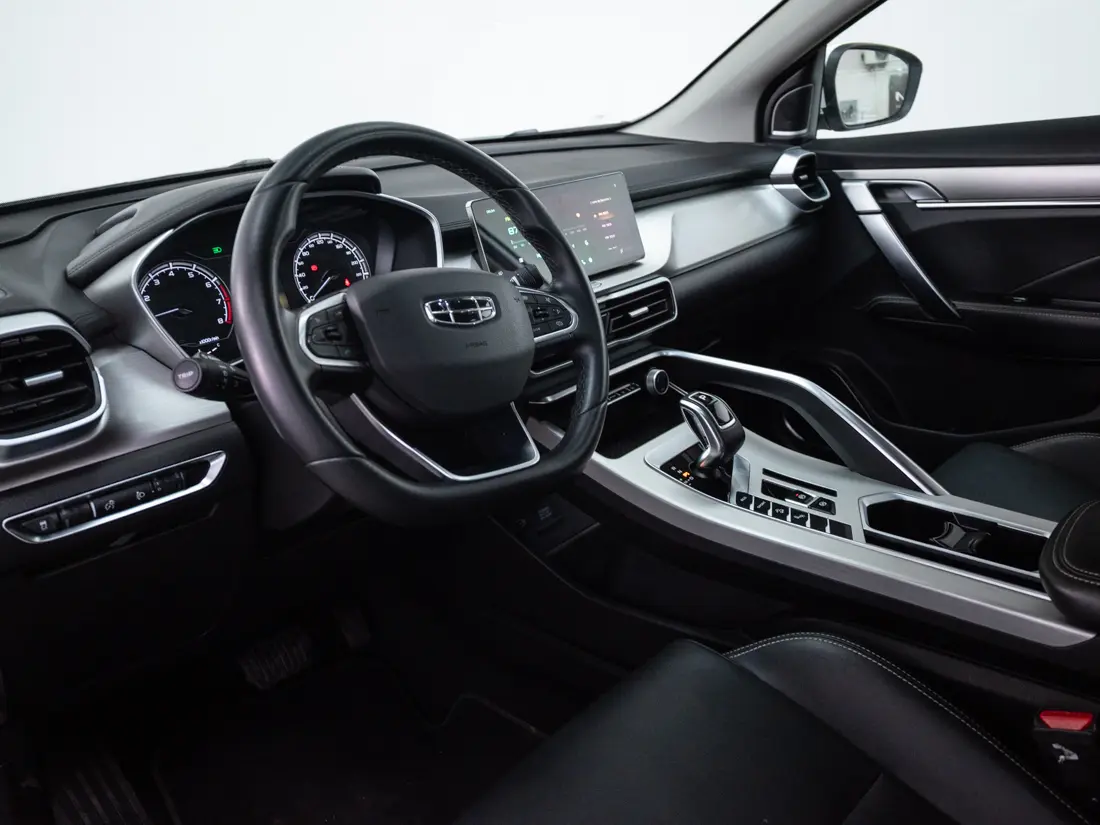 Geely Coolray 1.5 Exclusive 7dct At año 2022