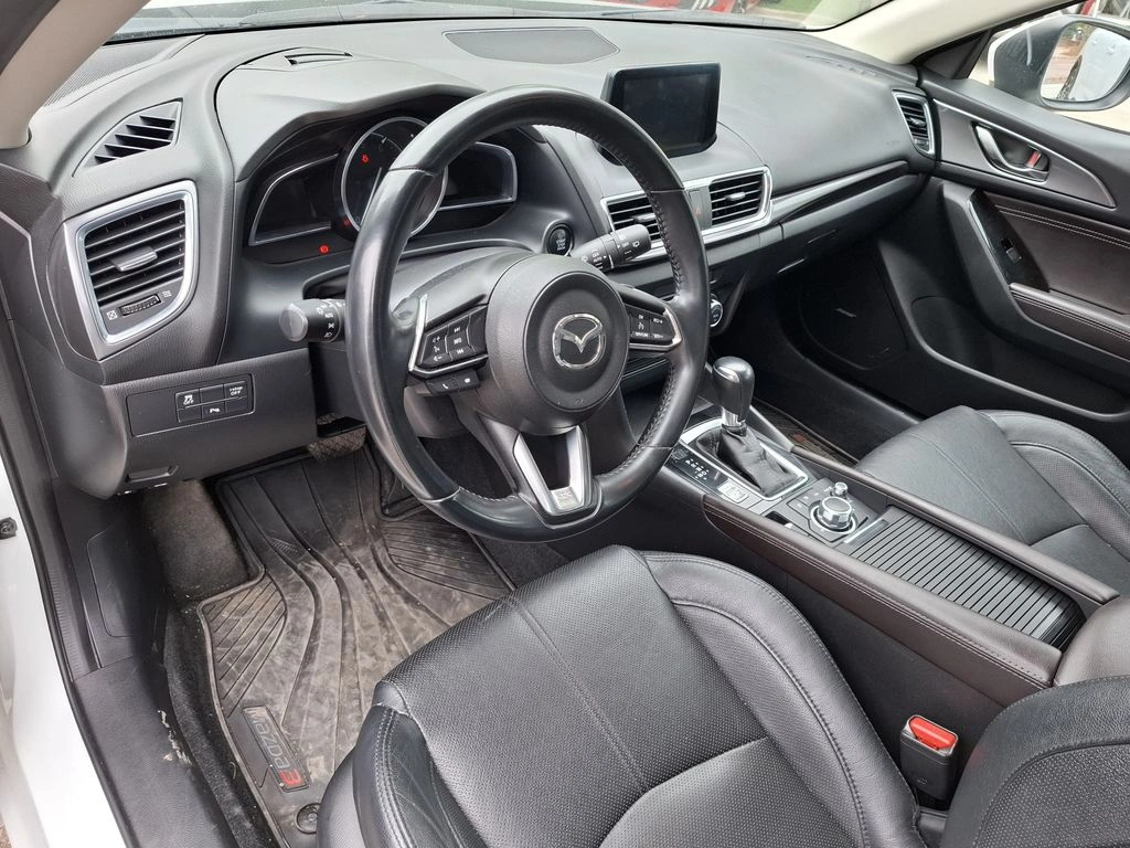 Mazda 3 Sport 2.5 Gt Sport 4x2 Hb Audio Bose 6at 5p año 2018