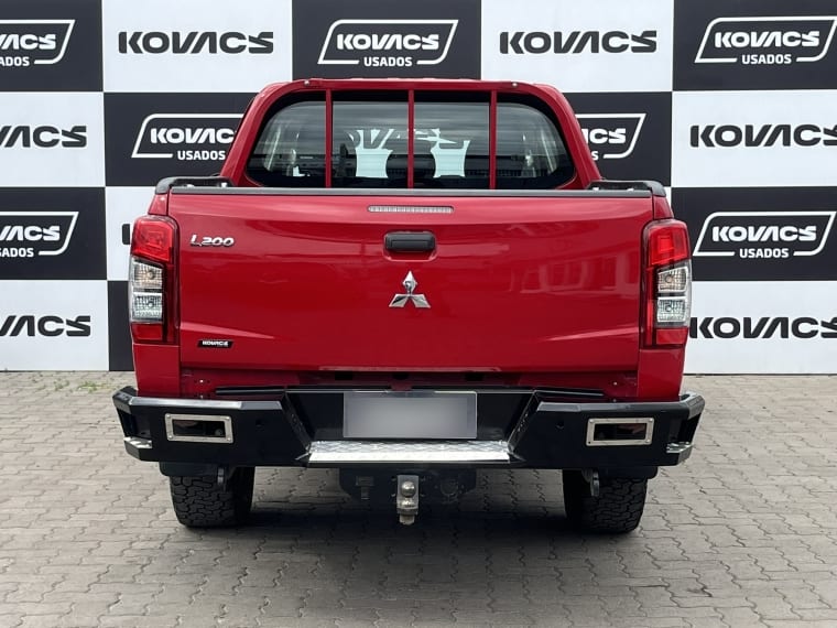 Mitsubishi L200 2.4 Td Work Cr Wf Mt 4x2 Diesel año 2022