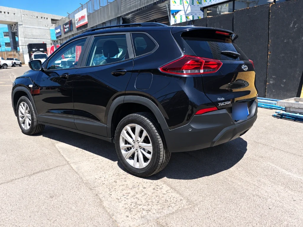 Chevrolet Tracker 1.2t Ltz R 4x2 At 5p año 2025