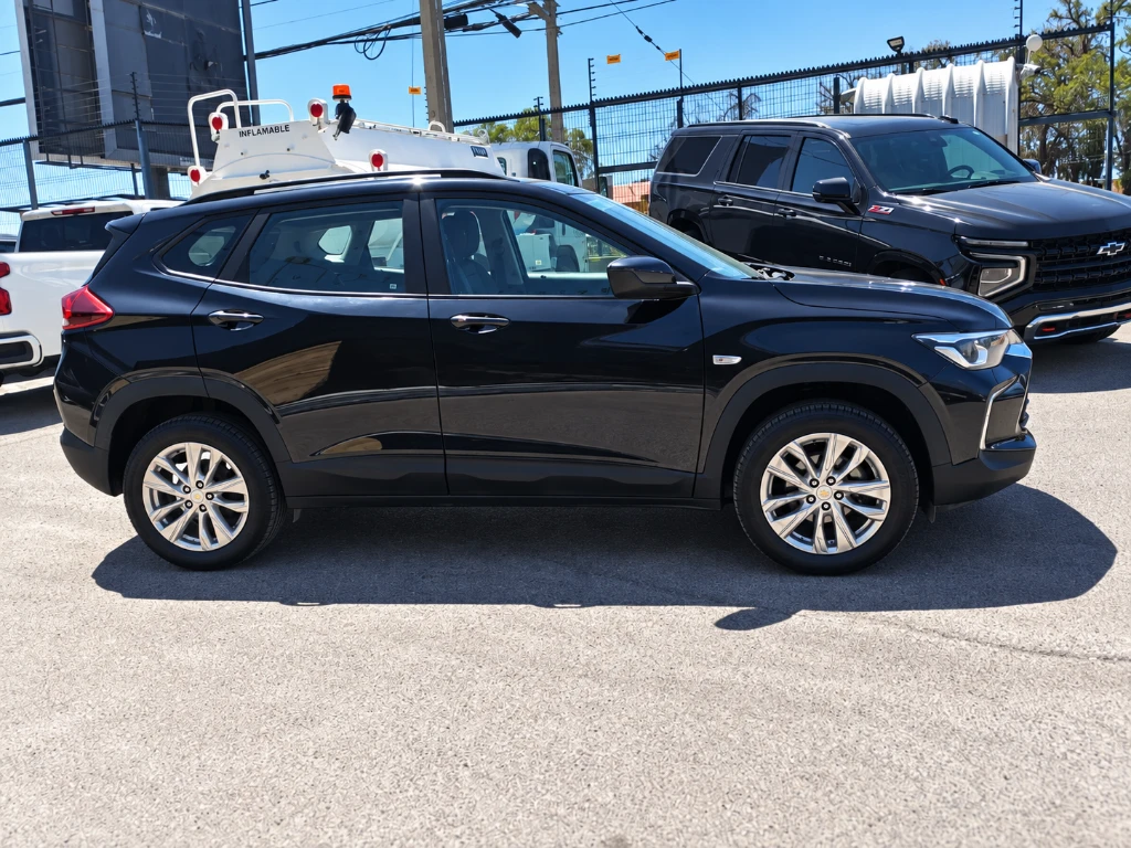 Chevrolet Tracker 1.2t Ltz R 4x2 At 5p año 2025