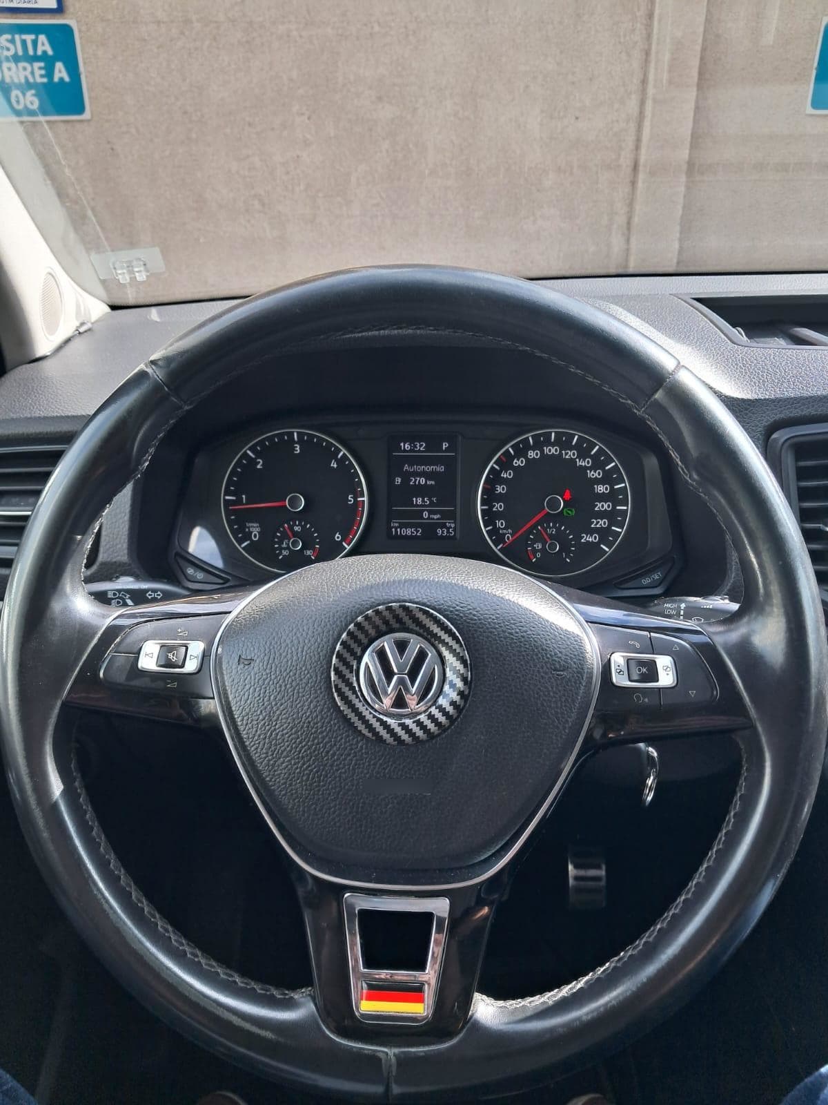 VOLKSWAGEN AMAROK 2.0 Highline 180 Led At 4x4 Diesel año 2019