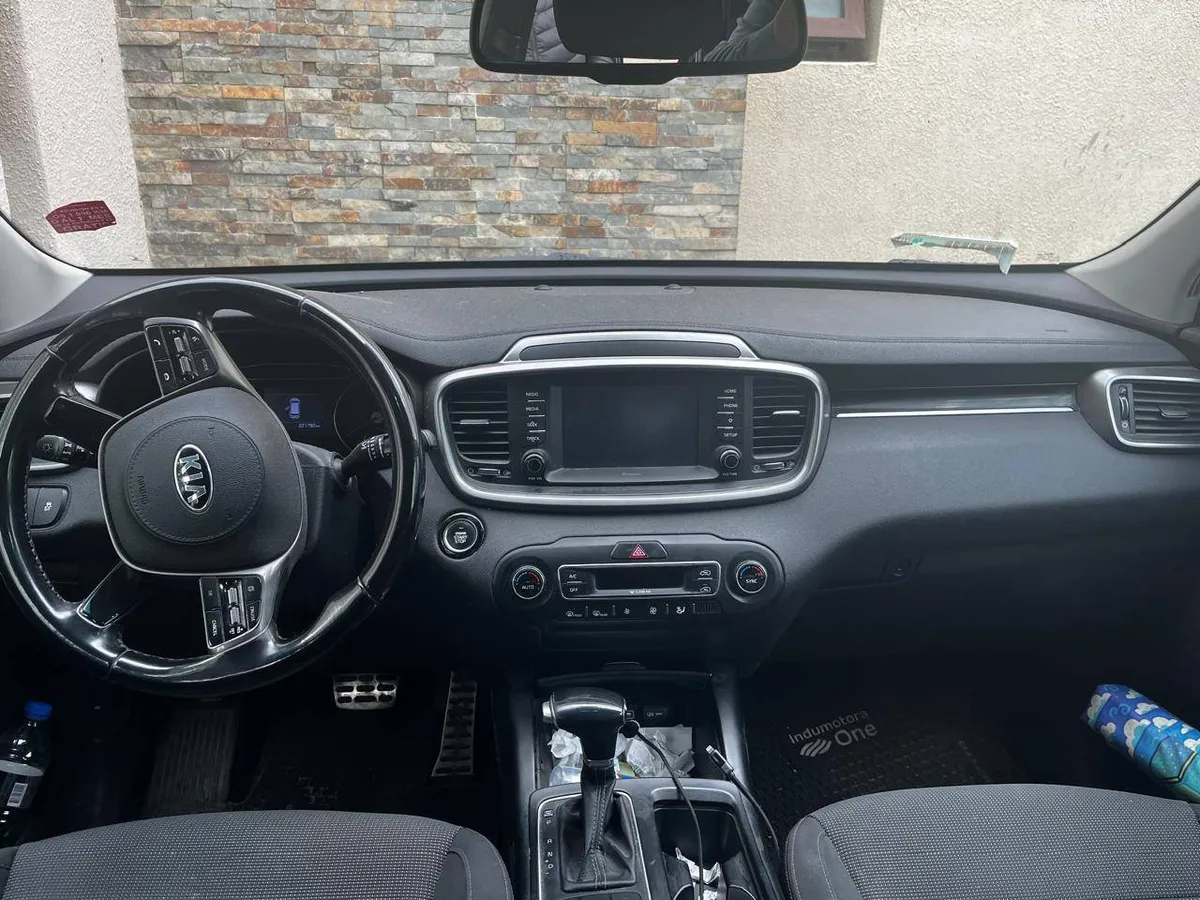 KIA MOTORS SORENTO Sorento Ex 2.4l Gsl 6at 2wd Special Pack año 2018