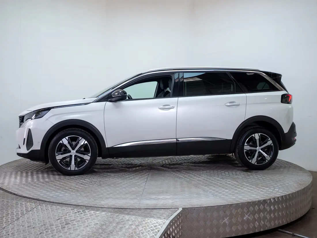 Peugeot 5008 1.5 Allure Bluehdi 130 At Diesel año 2024