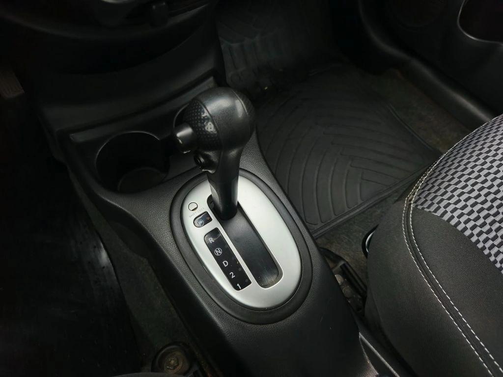 Nissan Versa Sense 1.6 At año 2021