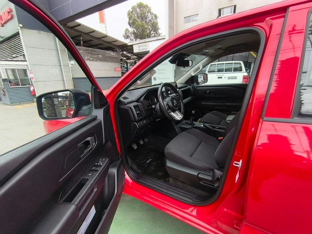 Mitsubishi L200 Katana Xrt 2.4 Mt 4x4 año 2024