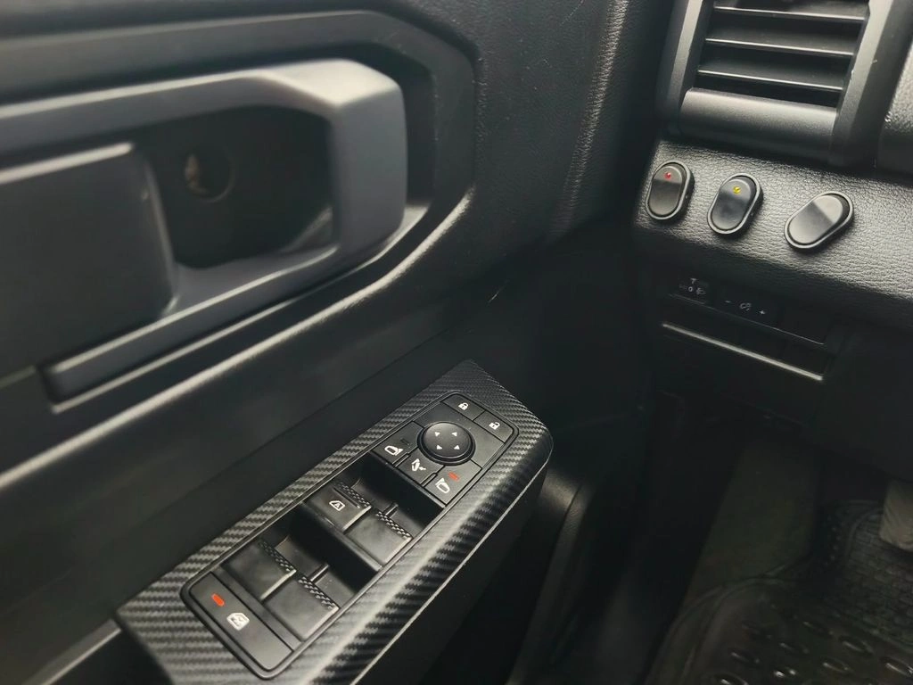 Mitsubishi L200 Katana Xrt 2.4 Mt 4x4 año 2024