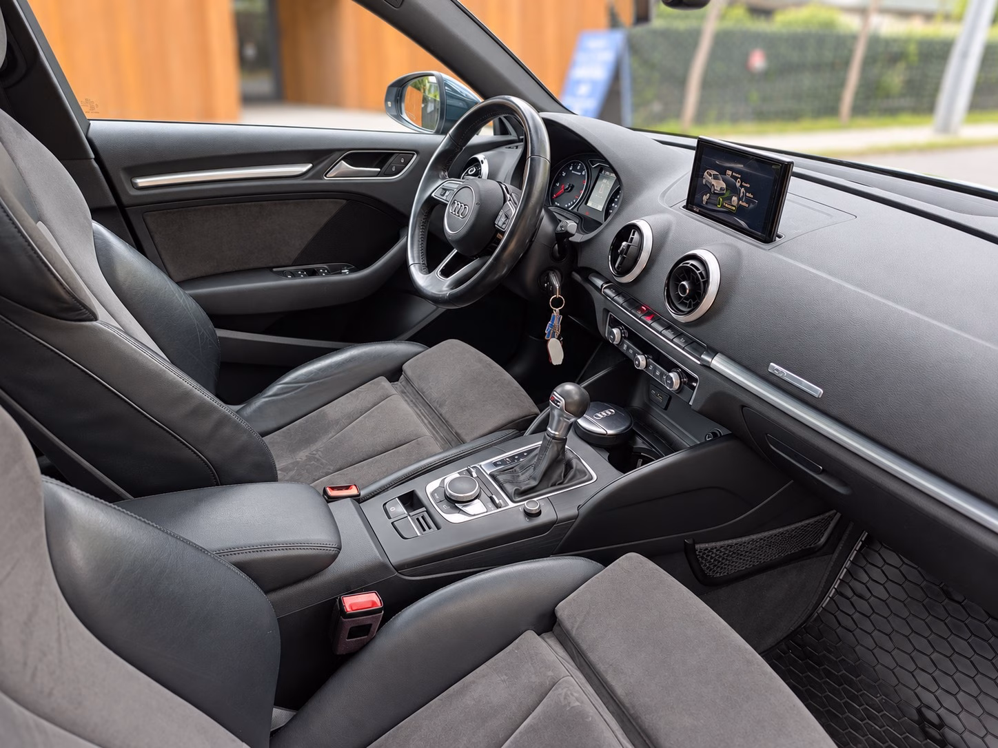 Audi A3 Sportback (+) 1.4tfsi Stro año 2017