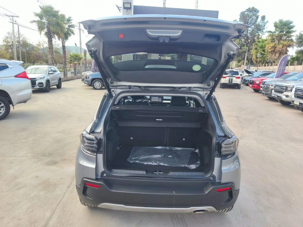 Jeep Avenger Summit 1.2 Hev año 2025