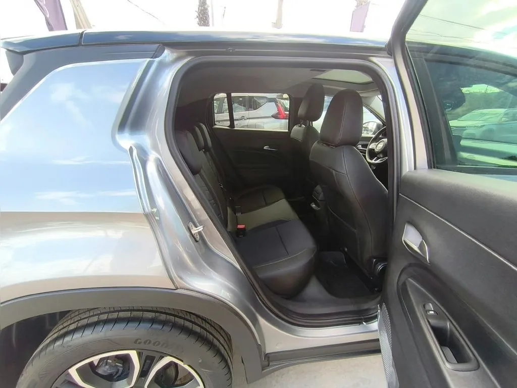 Jeep Avenger Summit 1.2 Hev año 2025