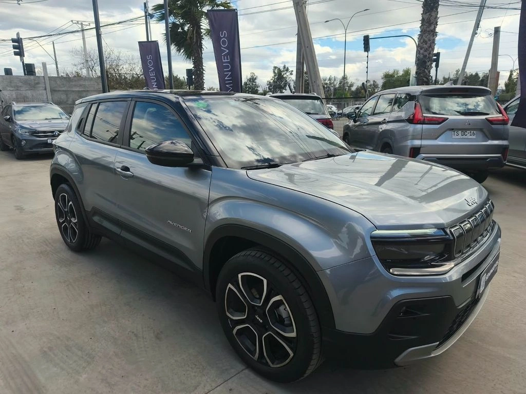 Jeep Avenger Summit 1.2 Hev año 2025
