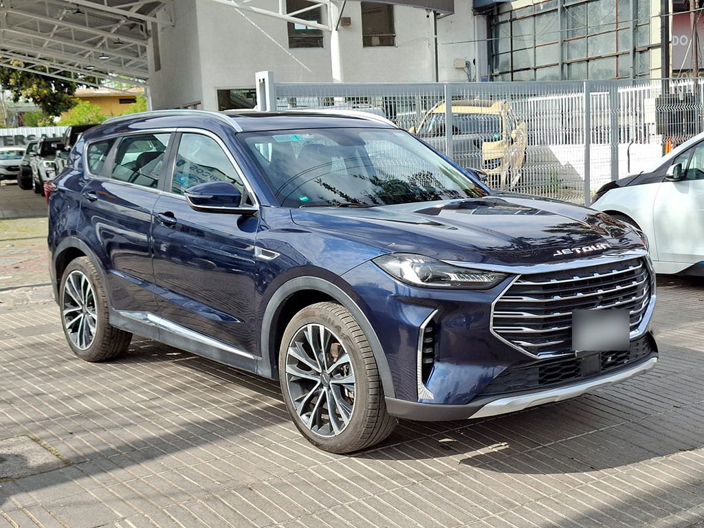 Jetour X70 Plus 1.5t Plus 4x2 At 5p año 2024