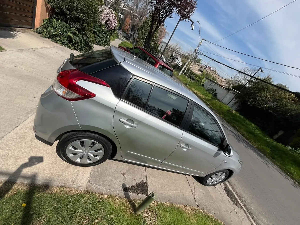 Toyota Yaris 1.5 Sport Gli 15hpe0 At año 2018