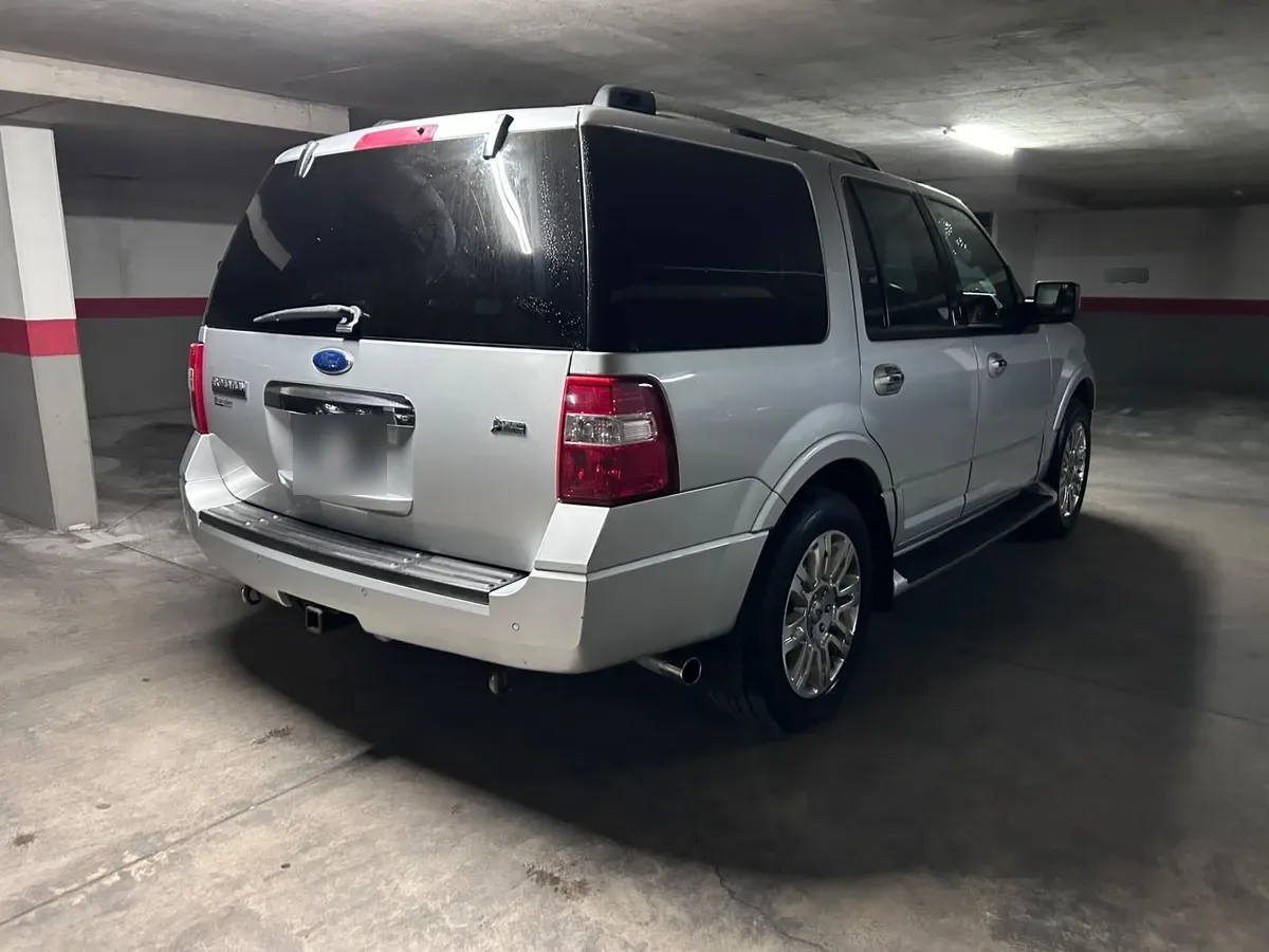 FORD EXPEDITION  año 2012
