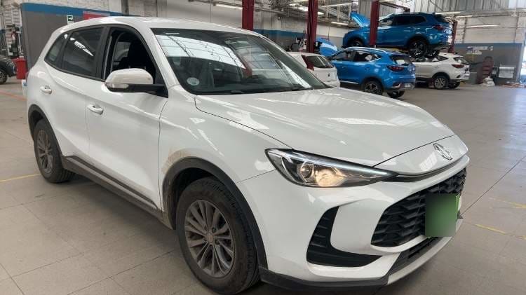 MG Mg Zs 1.5 Std 4x2 Cvt At 5p año 2026