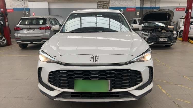MG Mg Zs 1.5 Std 4x2 Cvt At 5p año 2026