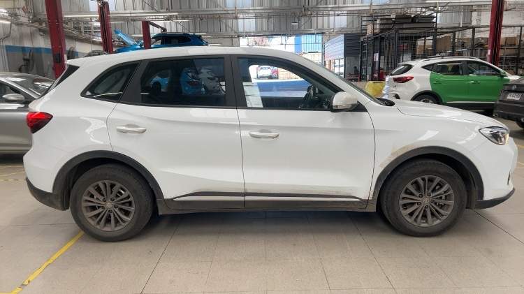 MG Mg Zs 1.5 Std 4x2 Cvt At 5p año 2026