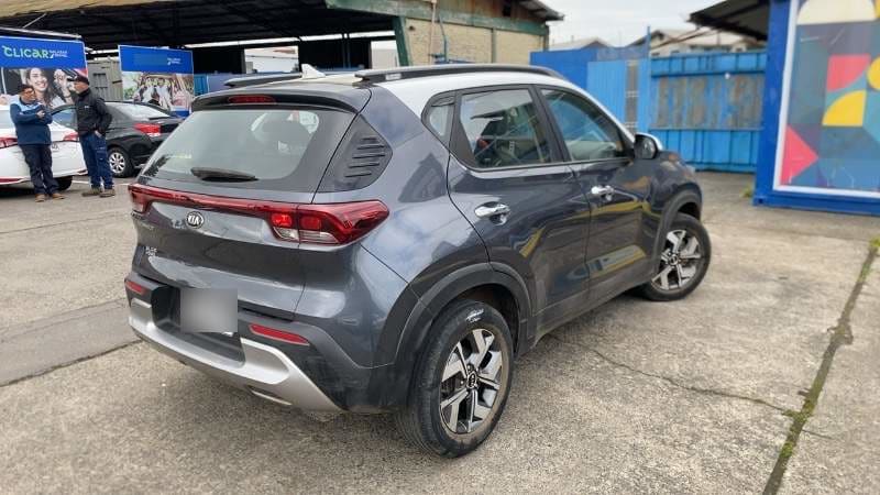 Kia Sonet 1.5 Ex 4x2 6mt 5p año 2021
