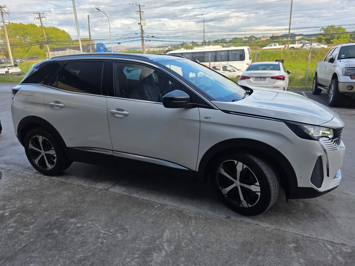 Peugeot 3008 1.5 Gt Bluehdi 4x2 130 Eat8 5p año 2022