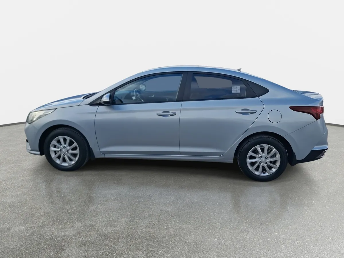 Hyundai Accent 1.4 Hci Value 4x2 Mt 4p año 2023