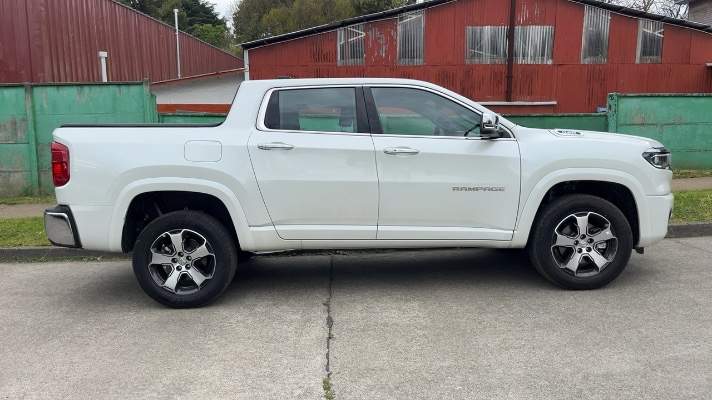 Ram Rampage 2.2 Laramie Diesel 4x4 Dob. Cab. At 4p año 2026