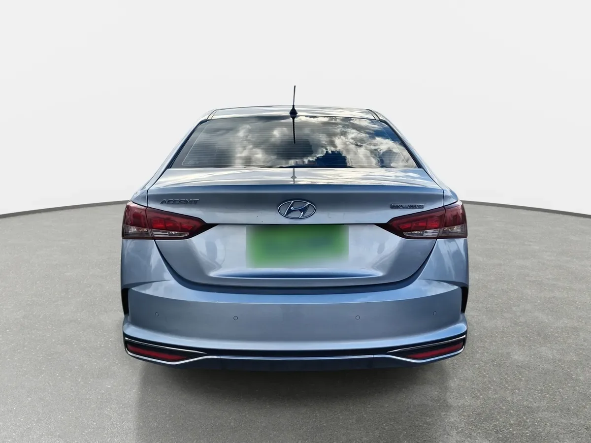 Hyundai Accent 1.4 Hci Value 4x2 Mt 4p año 2023