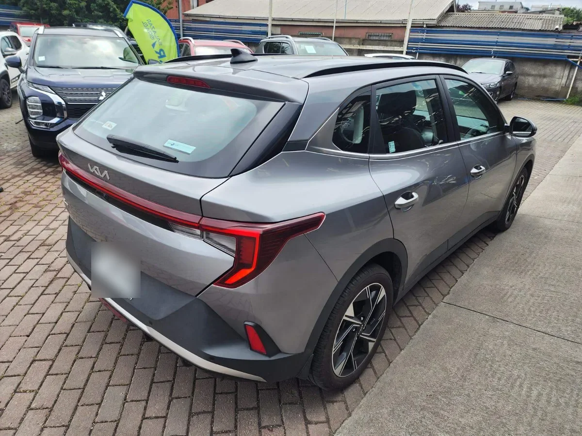 Kia K3 Cross 1.6 Ex Full 4x2 Mt 5p año 2026
