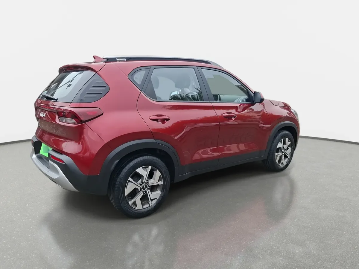 Kia Sonet 1.5 Ex Plus 4x2 6ab 6mt 5p año 2023