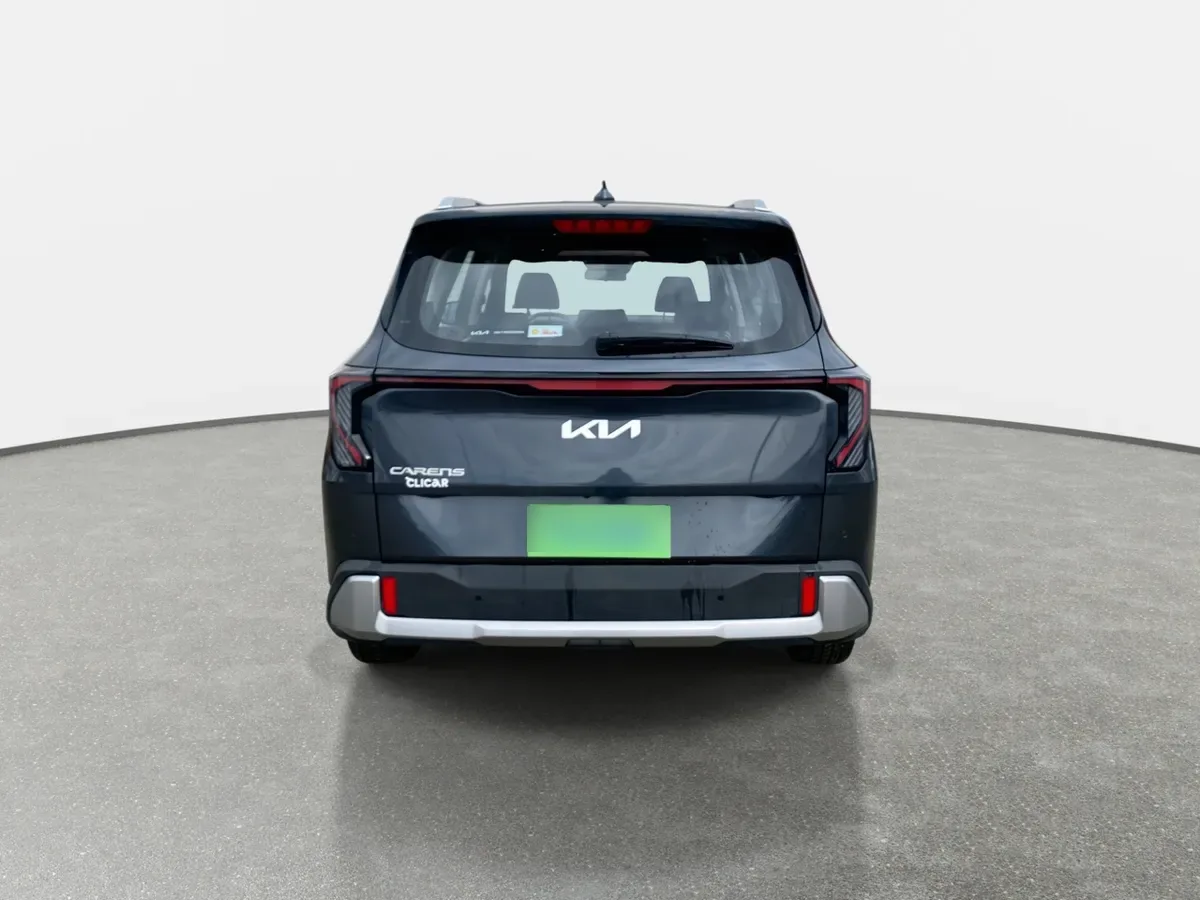 Kia Carens 1.5t Ex Full 4x2 7dct At 5p año 2026