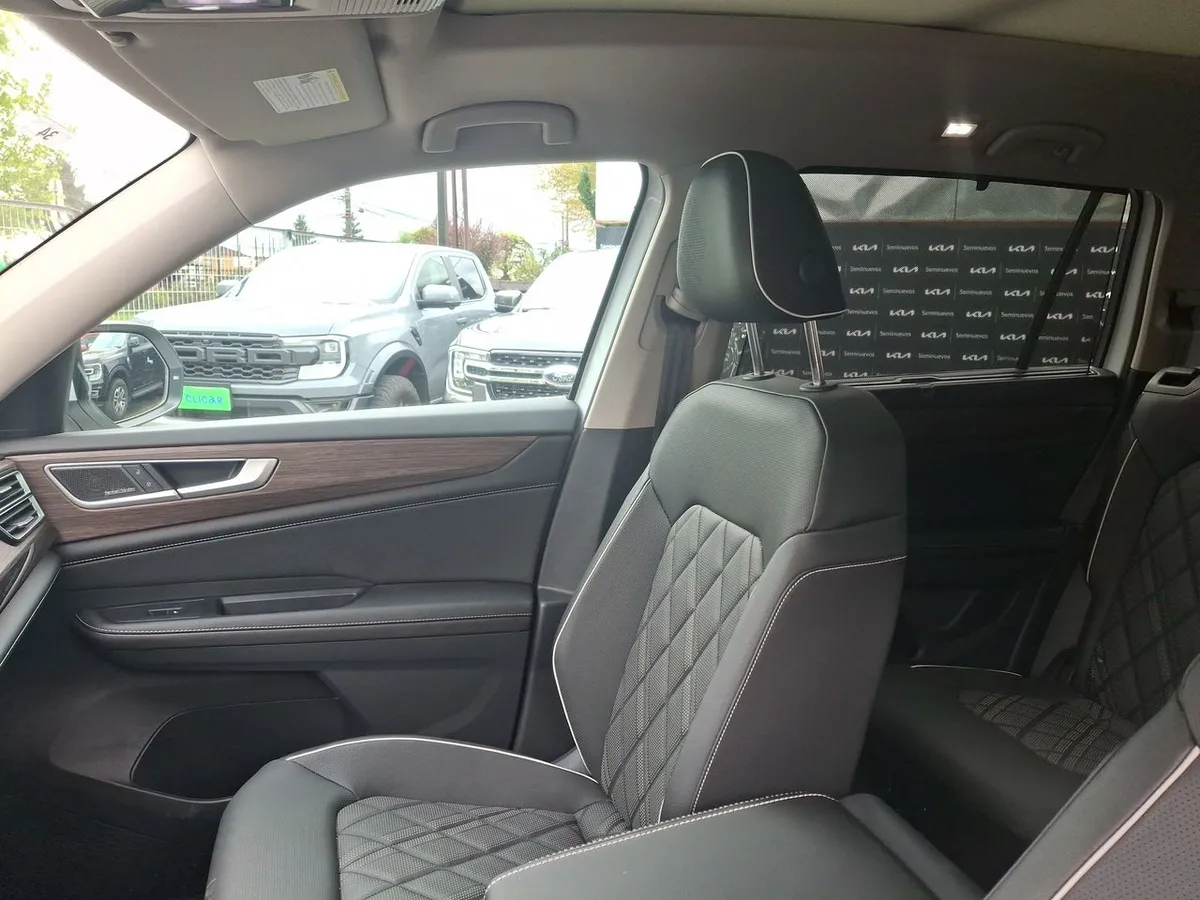 Volkswagen Atlas 2.0 Tsi Limited 4motion 4x4 At 5p año 2026