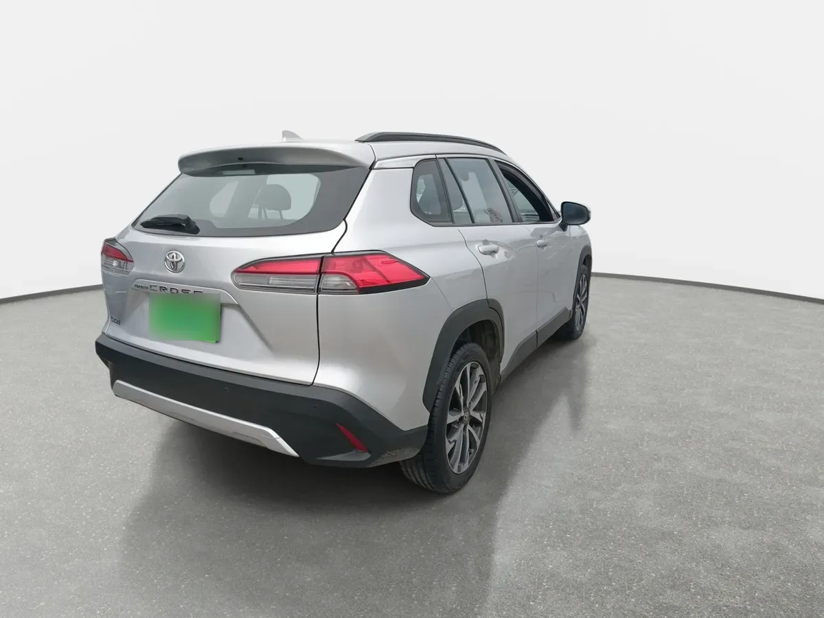 Toyota Corolla Cross 2.0 Seg 4x2 Cvt At 5p año 2023