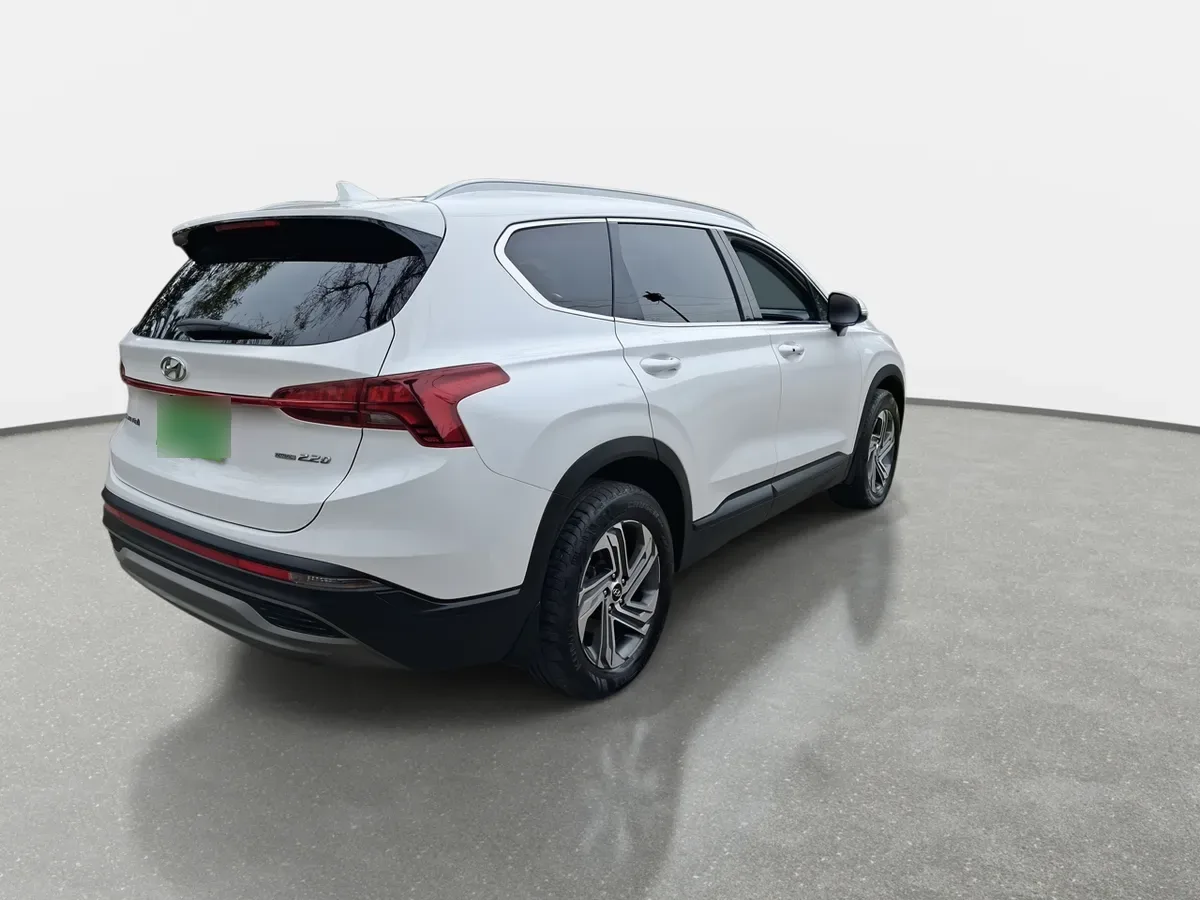 Hyundai Santa Fe 2.2 Value Fl Crdi Diesel 4wd At 5p año 2024