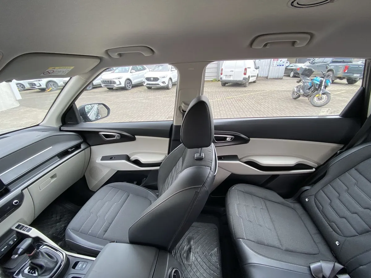 Kia Carens 1.5t Ex Full 4x2 7dct At 5p año 2026