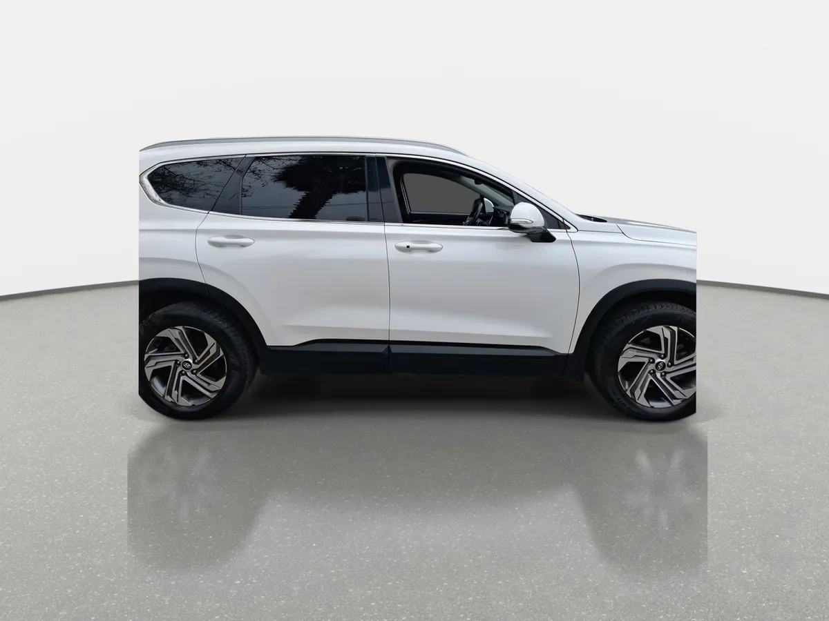 Hyundai Santa Fe 2.2 Value Fl Crdi Diesel 4wd At 5p año 2024