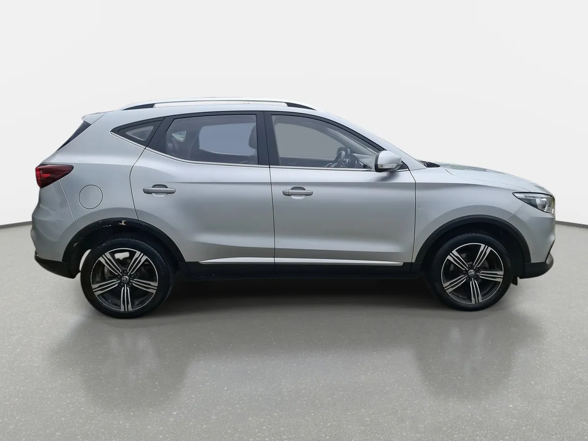 MG Mg Zs 1.5 Comfort 4x2 At 5p año 2021