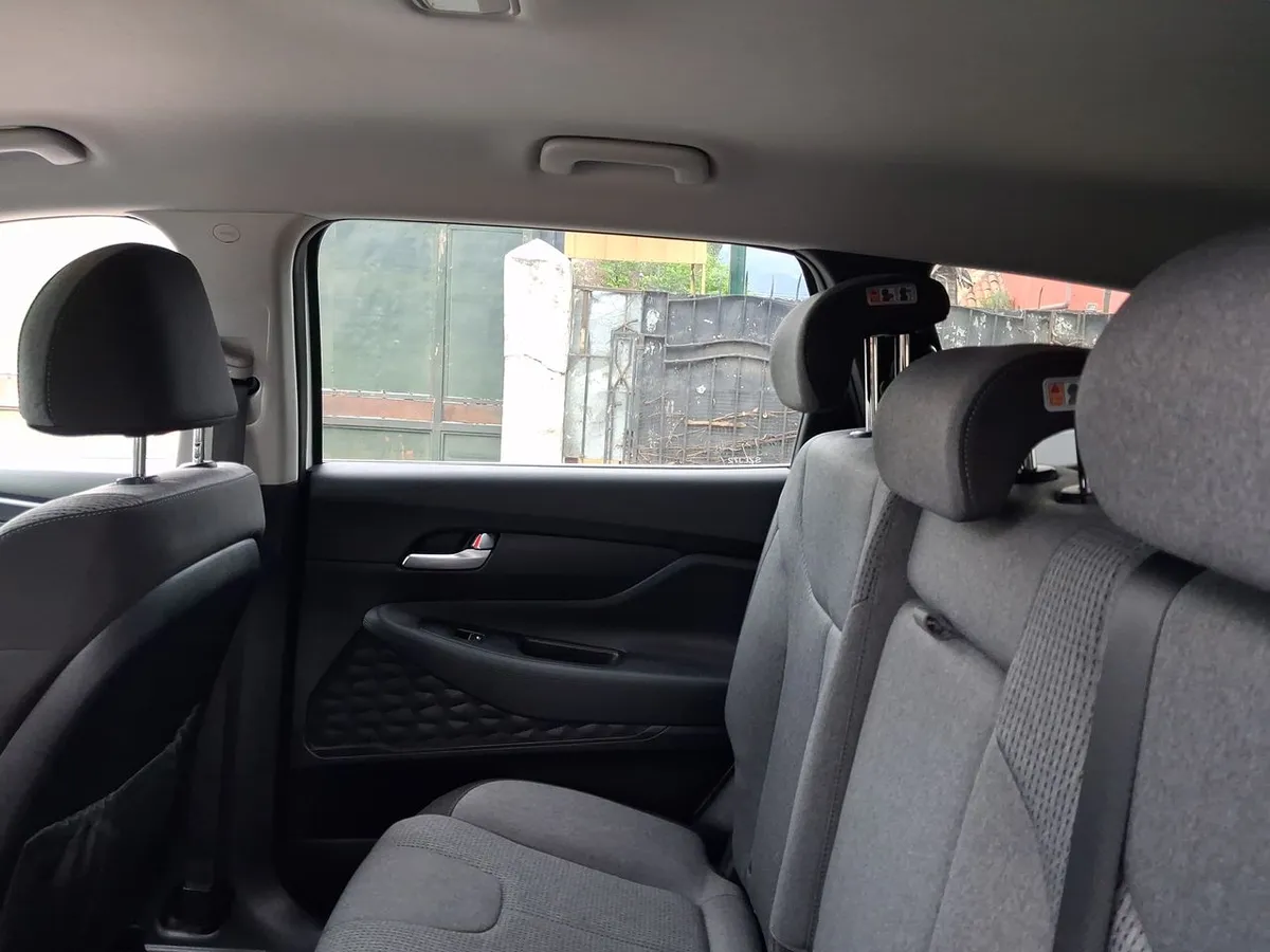 Hyundai Santa Fe 2.2 Value Fl Crdi Diesel 4wd At 5p año 2024