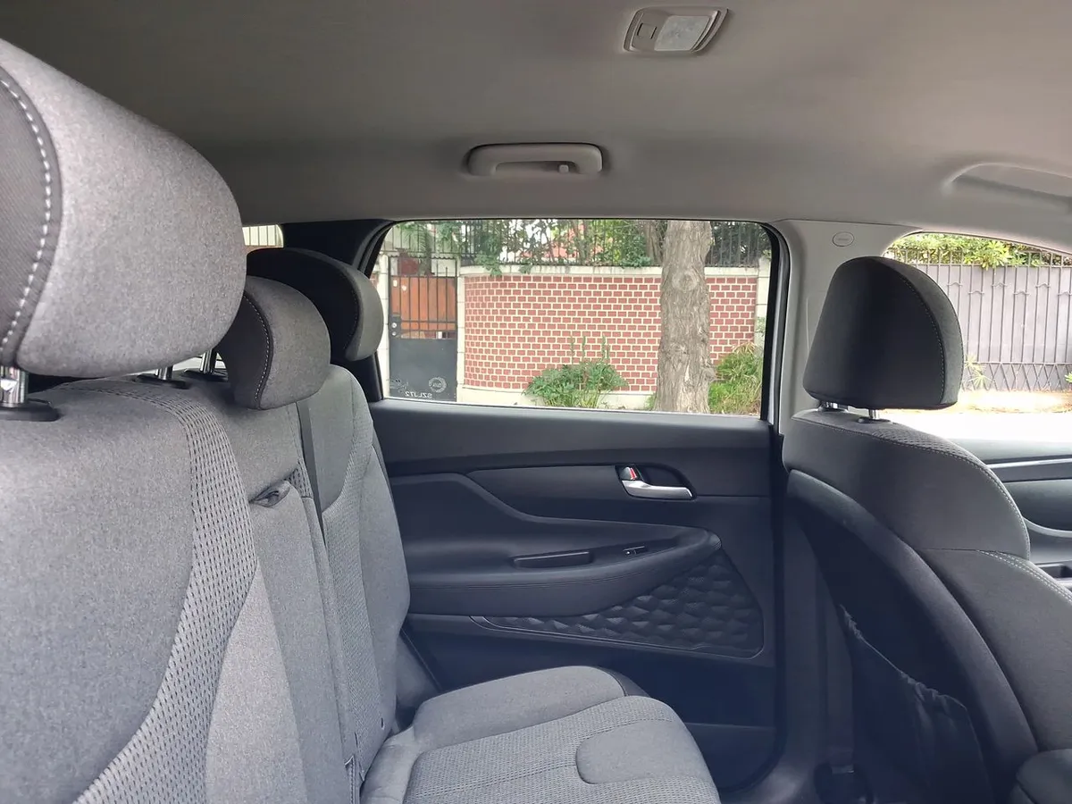Hyundai Santa Fe 2.2 Value Fl Crdi Diesel 4wd At 5p año 2024