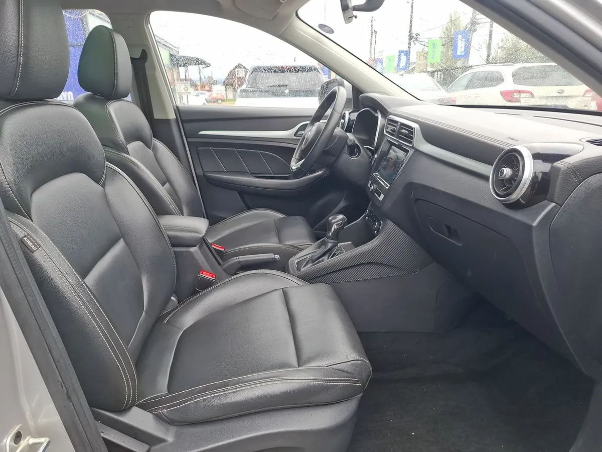 MG Mg Zs 1.5 Comfort 4x2 At 5p año 2021
