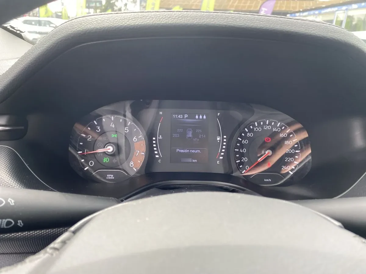 Jeep Compass 1.3 Sport 4x2 At 5p año 2023